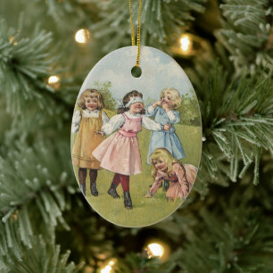 Adorno De Cerámica Niños Victorianos Antiguos Juegan a la Gallina Cie