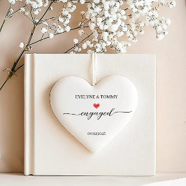 Adorno De Cerámica Nombres personalizados y corazón de compromiso con