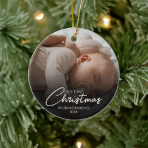 Nuestra Primera Navidad Como Abuelos Foto Elegante