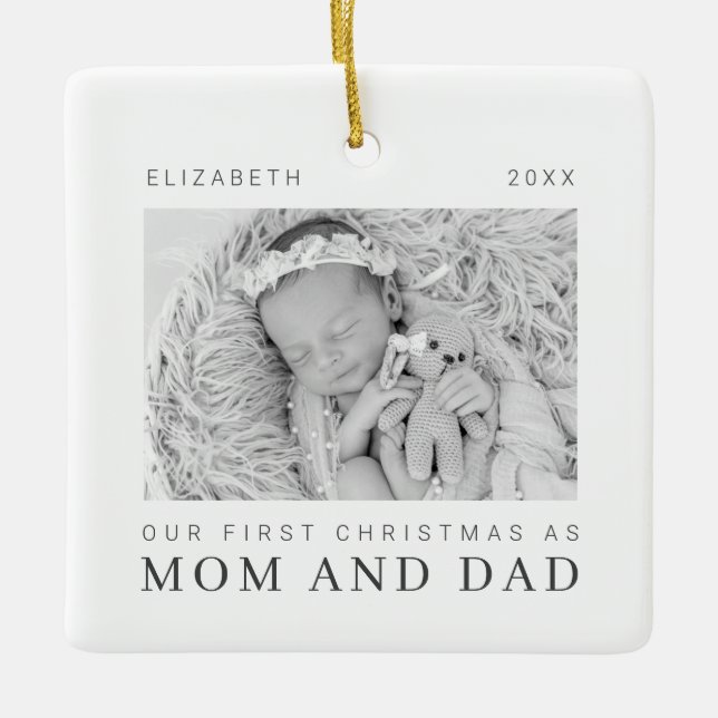 Adorno De Cerámica Nuestra primera Navidad como mamá y papá Moda mode (Anverso)