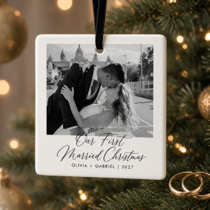 Adorno De Cerámica Nuestra Primera Navidad de Casados Personalizada B