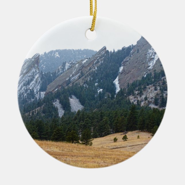Adorno De Cerámica Opinión del invierno de tres Flatirons Boulder (Frente)