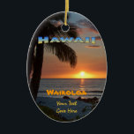 Adorno De Cerámica Ornamento: Waikoloa Sunset #1 (Oval)<br><div class="desc">Un adorno de cerámica oval que muestra el sol casi inestable que ilumina el fondo de las nubes circundantes con un resplandor naranja. Añade palmeras en la silueta y una playa de coral algo visible, ¡y tendrás la impresión de una puesta de sol ganadora! El texto se puede cambiar o...</div>