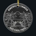Adorno De Cerámica Parque nacional de Samoa Americana Ofu Beach Monol<br><div class="desc">Diseño monolítico de Samoa Americana. El parque se estableció en 1988 y es un área tropical de selva tropical y arrecife de coral en las islas del centro-sur del Océano Pacífico del territorio estadounidense de Samoa Americana.</div>