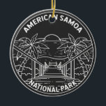 Adorno De Cerámica Parque nacional de Samoa Americana Ofu Beach Monol<br><div class="desc">Diseño monolítico de Samoa Americana. El parque se estableció en 1988 y es un área tropical de selva tropical y arrecife de coral en las islas del centro-sur del Océano Pacífico del territorio estadounidense de Samoa Americana.</div>