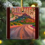 Adorno De Cerámica Parque nacional Haleakala Vintage del Volcán Maui<br><div class="desc">Parque Nacional Haleakala Hawaii - Perfecto para personas que aman el senderismo,  el camping y otras aventuras al aire libre. También hace un gran regalo de cumpleaños,  un regalo de agradecimiento y un regalo de Navidades para las personas que aman explorar y emprender nuevas aventuras.</div>