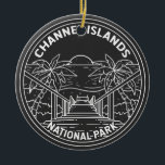 Adorno De Cerámica Parque nacional Islas del Canal California Monolin<br><div class="desc">Diseño monolítico de las Islas del Canal. El parque comprende 5 islas ecológicamente ricas frente a la costa del sur de California.</div>