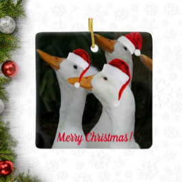 Adorno De Cerámica Patos blancos con sombreros Santa