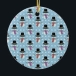 Adorno De Cerámica Patrón de Snowman y Snowflakes<br><div class="desc">Un lindo patrón que creé usando mi ilustracion de un muñeco de nieve.</div>