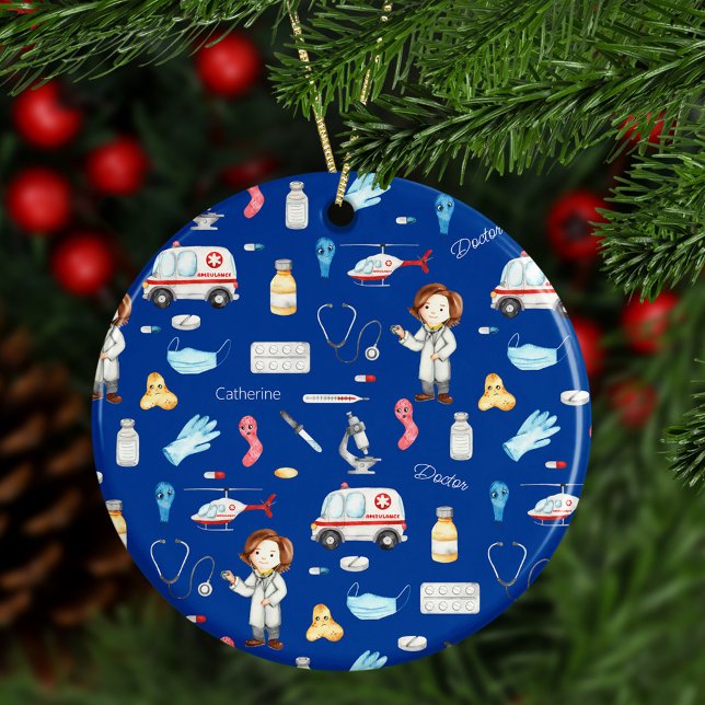 Adorno De Cerámica Patrón médico de niña pequeña Médica con nombre, a (Subido por el creador)