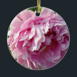 Adorno De Cerámica Peonies rosados<br><div class="desc">Romántico,  elegante,  elegante,  elegante Peonies rosa- foto floral de H Cooper</div>