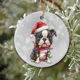 Adorno De Cerámica Perro Boston Terrier envuelto en luces de Navidad
