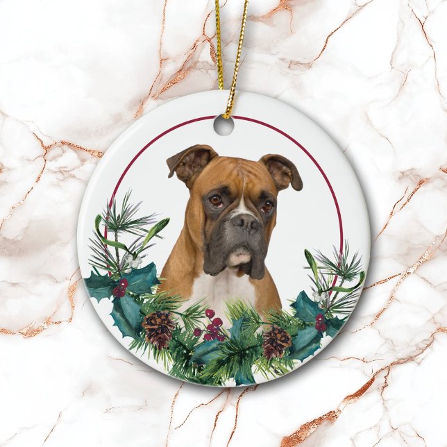Adorno De Cerámica Perro de Boxeador Blanco Marrón Wreath Evergreen (Subido por el creador)