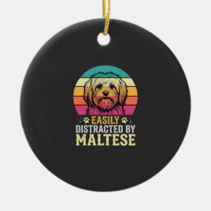 Adorno De Cerámica Perro maltés distraído en puesta de sol retro