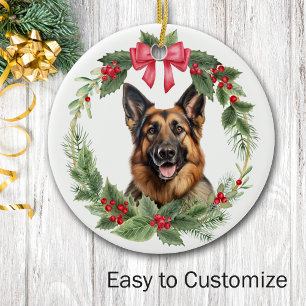 Adorno De Cerámica Perro pastor alemán rojo Bow Holly Wreath
