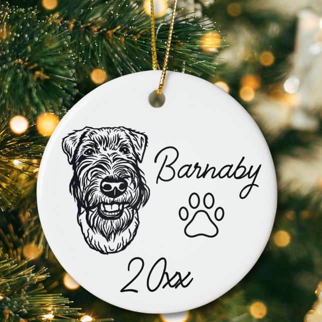 Adorno De Cerámica Perro Welsh Terrier Nombre personalizado y año Art (Welsh Terrier Dog Custom Name and Year Ornament with Paw Print. Black and White Line Art Modern)