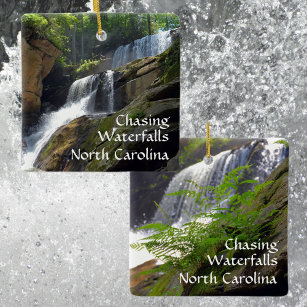 Adorno De Cerámica Persiguiendo cascadas en las montañas de Carolina 