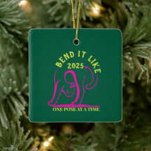 Personalizable "Bend it like 2025" Gato de yoga