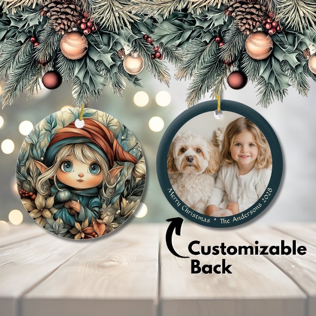 Adorno De Cerámica Personalizable Elf de Navidades caprichosos (Whimsical Christmas Elf Customizable Ceramic Ornament)