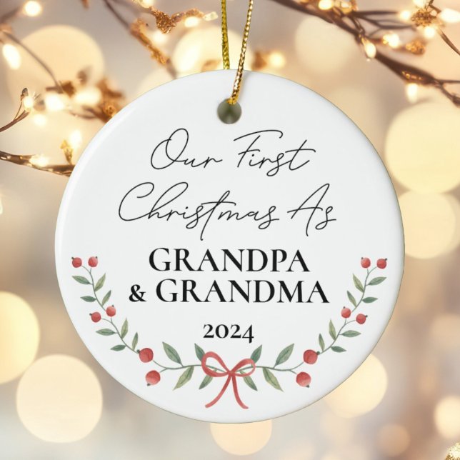 Adorno De Cerámica Personalizado Nuestra Primera Navidad Como Abuelos (Subido por el creador)