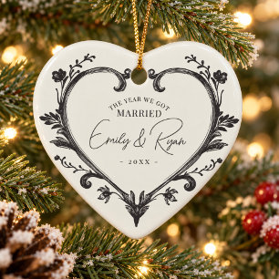 Adorno De Cerámica Personalizado Nuestro Primer Navidad Casados Coraz