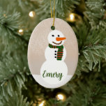 Adorno De Cerámica Personalizado Snowman (Nombre del Personalizable)<br><div class="desc">Ornamento de Snowman de doble cara con nombre de personalizable.</div>