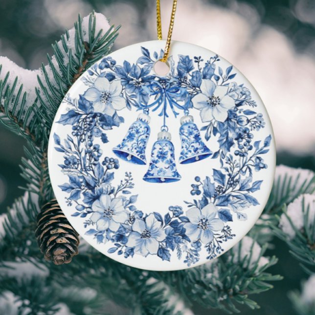 Adorno De Cerámica Personalized Chinoiserie Blue White Wreath Bells (Personalize the back!)