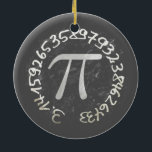 Adorno De Cerámica Pi Day PiDay Chalkboard Education<br><div class="desc">No es irracional conocer tu Pi. El profesor publicó los dígitos más significativos en la forma circular de Pi junto con el símbolo en tiza. Celebrar el Día Pi cada 14 de marzo, que es también el cumpleaños de Albert Einstein. ¿Crees que esto es solo una coincidencia o es el...</div>