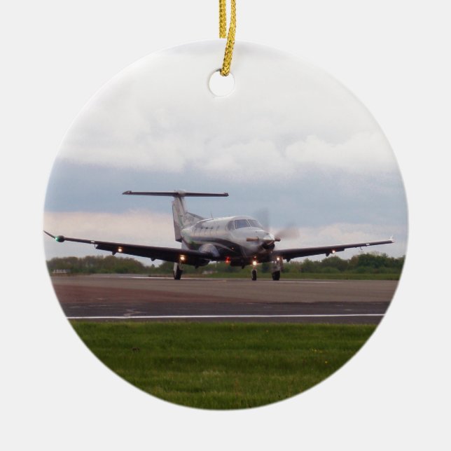 Adorno De Cerámica Pilatus PC 12 (Frente)