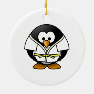 Adorno De Cerámica Pingüino del judo del dibujo animado