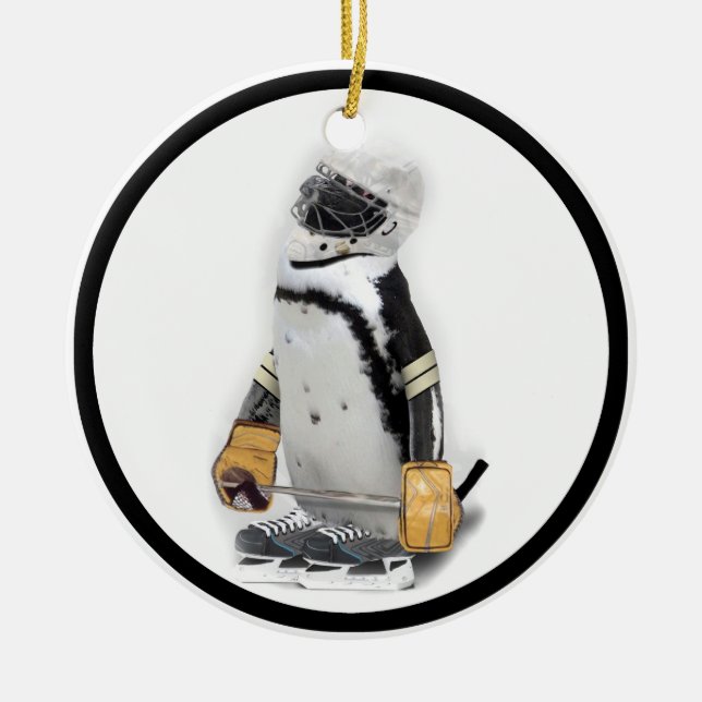 Adorno De Cerámica Pingüino Pequeño Con Engranaje De Hockey (Frente)