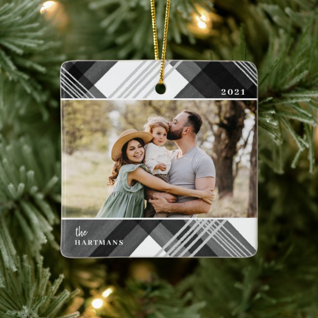 Adorno De Cerámica Pintada acuarela Navidades de papel negro foto  (Árbol)