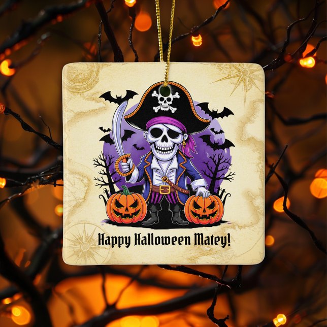 Adorno De Cerámica Pirata Skeleton Feliz Halloween Matey (Subido por el creador)