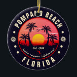 Adorno De Cerámica Pompano Beach Florida Retro Sunset Souvenir<br><div class="desc">Pompano Beach Florida Retro Sunset Souvenir. Esta plantilla de Pompano Beach Florida - City Location con tu playa y mar americanos favoritos, apta para los amantes de la playa de EE.UU. especialmente a los amantes de la playa. Diseño sencillo que puede ser dado como un viaje de verano o regalo...</div>