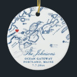 Adorno De Cerámica Portland Maine Map Navidades Keepsake recién casad<br><div class="desc">Celebra su amor con un adorno navideño personalizado de boda, con un refinado mapa azul marino de la bahía de Casco en Portland, Maine. Este elegante ornamento destaca lugares emblemáticos como Ocean Gateway, Brick South, The Portland Company Complex, DeMillo's y Portland Schooner Co., que capturan el encanto costero de su...</div>