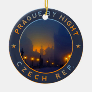 Adorno De Cerámica Praha de noche
