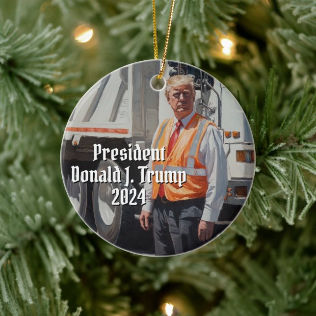 Adorno De Cerámica Presidente Donald J. Trump Camión Basura Gracioso  (Árbol)