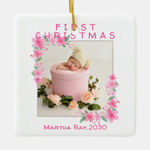 Adorno De Cerámica Primer Navidad de la niña, marco floral suave rosa