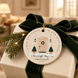 ADORNO DE CERÁMICA PRIMER NAVIDAD EN NUEVO APARTAMENTO BEIGE
