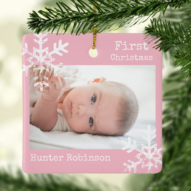 Adorno De Cerámica Primera foto de Personalizado rosado de Navidad co (Rustic snowflake family holiday keepsake photo ornament perfect for gifts to bring joy to others.)