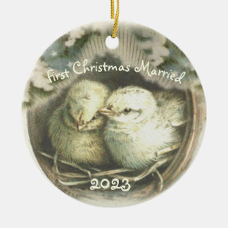 Adorno De Cerámica Primera Navidad: Aves de amor casadas