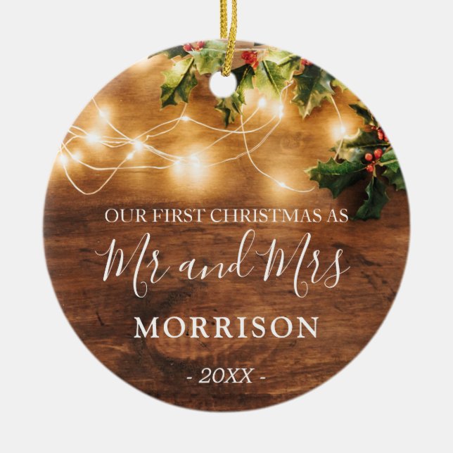 Adorno De Cerámica Primera Navidad casada madera rústica y luces (Frente)