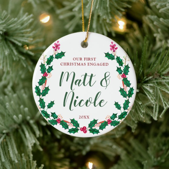Adorno De Cerámica Primera Navidad casada y personalizada Holly Wreat (Árbol)
