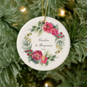 Adorno De Cerámica Primera Navidad Casados Corona Floral Acuarela