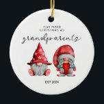 Adorno De Cerámica Primera Navidad como familia de Navidades abuelos<br><div class="desc">Nena Primera Navidad como abuelos Ornamento 2024,  Regalo de Ornamento Personalizado para Abuelos,  1ª Decoración Bauble para Abuela,  Abuela ¡Celebra tu primera Navidad como abuelos con un lindo y significativo obsequio! Este adorno personalizado está diseñado para capturar la alegría y el amor de este hito especial.</div>
