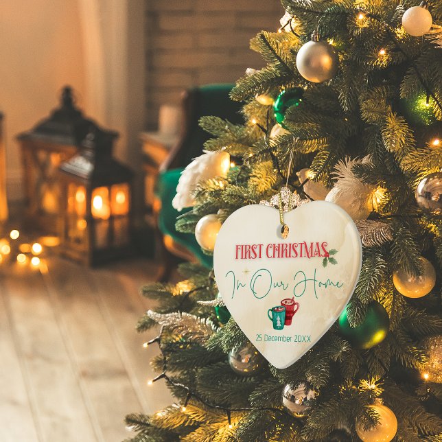 Adorno De Cerámica Primera Navidad en nuestro Personalizable de ornam (Subido por el creador)