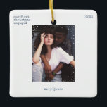 Adorno De Cerámica Primera Navidad involucrada | Foto Mínima De Máqui<br><div class="desc">Personalice fácilmente este adorno de cerámica de árbol de navidad azul marino de diseño y minimalista con tipografía de tipografía de grunge de máquina de escribir y un marco limpio, sencillo y minimalista de nevadas blancas. Añade tu foto, nombres, texto personalizado y Navidades el año. Un diseño Navidad fresco, sencillo,...</div>