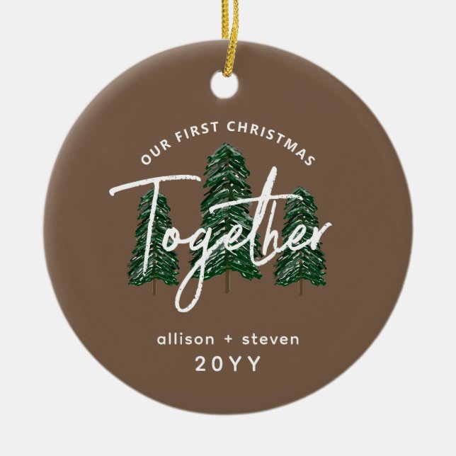 Adorno De Cerámica Primera Navidad Juntos Parejas Evergreens Rústicos (Frente)