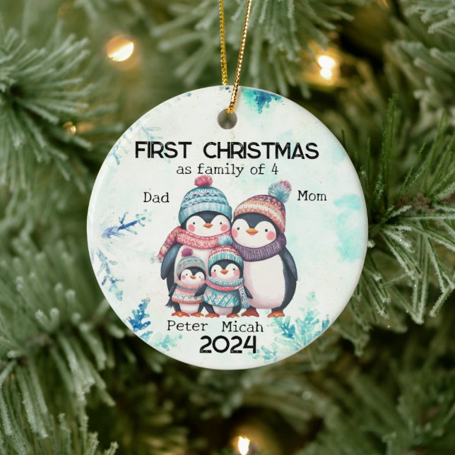 Adorno De Cerámica Primera Navidad personalizada como familia de 4 (Árbol)