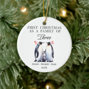 Adorno De Cerámica Primera Navidad personalizada como familia de tres